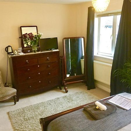 Lynbrook Grove Guesthouse Лондон Екстериор снимка