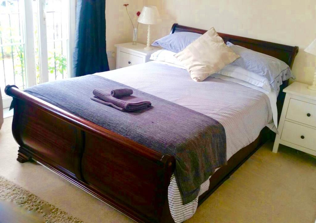 Lynbrook Grove Guesthouse Лондон Екстериор снимка
